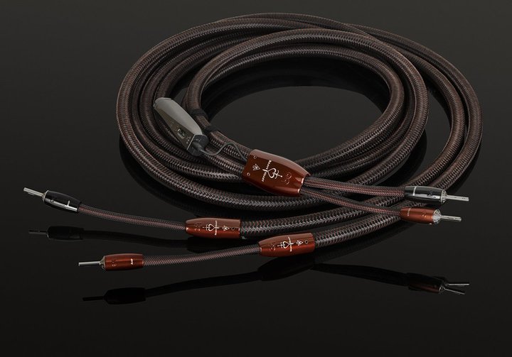 Xs[J[P[ut̎݊Iɍ߂BgZṕhōU߂I[fBINGXguBrave Heartvr[