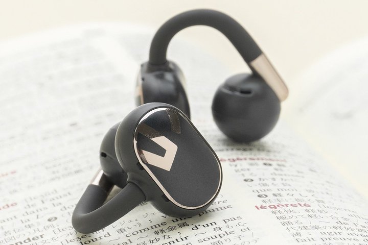 ቹoC[Jt^TWS킯c܂I SOUNDPEATSuClip1vOꃌr[