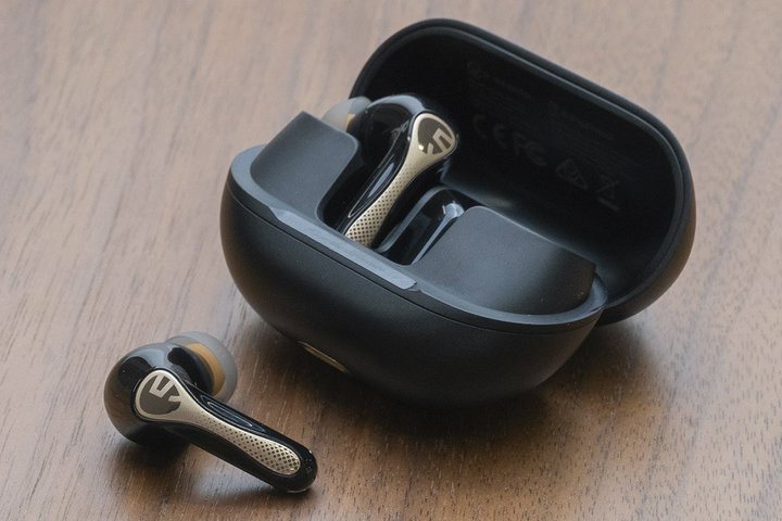 MEMS{_Ci~bN^ SOUNDPEATSuAir 5 Pro+vr[I ghڎwSCX̎͂