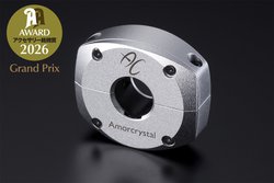 �y�~�j���r���[�z�f�W�^���P�[�u���̃m�C�Y���L���b�`�I�p�[�t�F�N�V�����uAmorcrystal Split�v