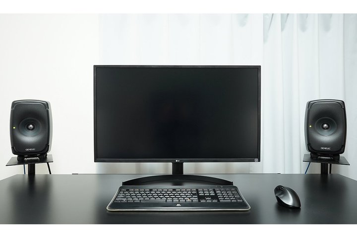 ���A�ځF�A�N�e�B�u�X�s�[�J�[�őO�����f�X�N�g�b�v���烊�r���O�܂ŁA�ȃX�y�[�X����������_����