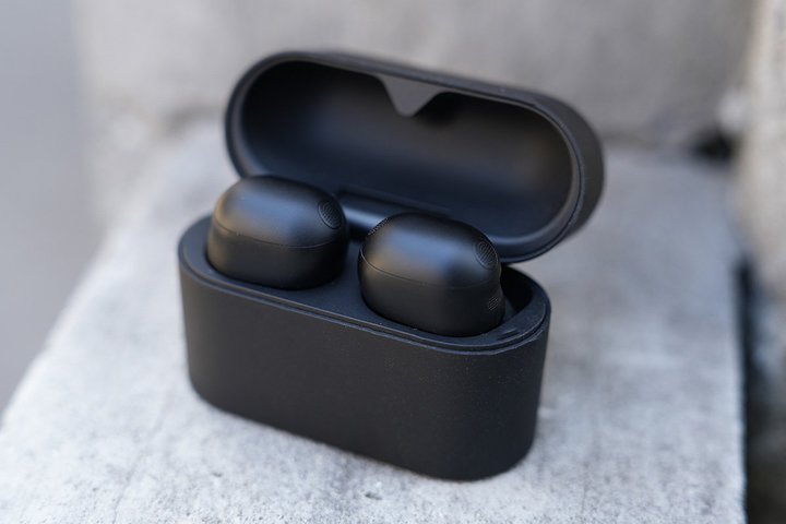 �\�j�[�uWF-1000XM6�v���r���[�BAirPods�Ȃǃ��C�o���@��O���f������̐i�����r����