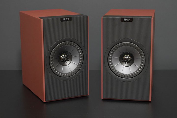 �\�[�X�ւ̒����x�����AHiFi�̖{�`�BHiFi�̖��ɂӂ��킵���AKEF�̖��\�A�N�e�B�u�X�s�[�J�[�uCoda W�v