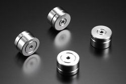 �y�~�j���r���[�zAET�̃C���V�����[�^�[�uSH-2014�v�A�E�F�b�g�ŉ��₩�ȉ�����