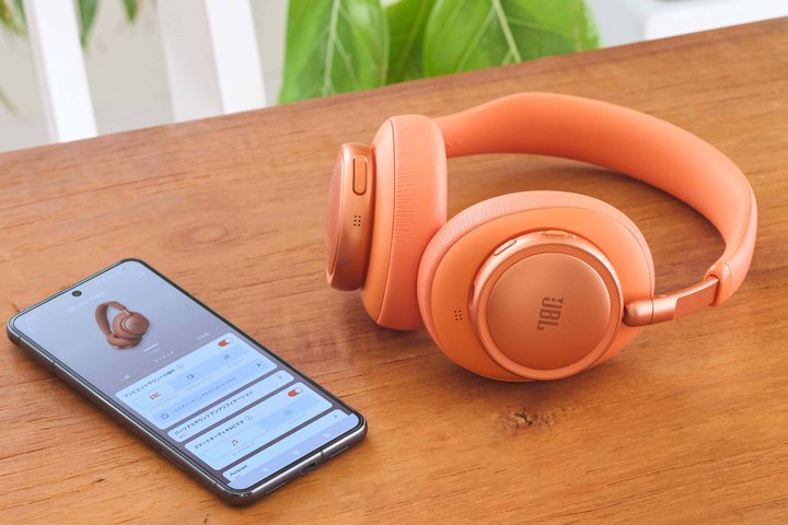 �V����JBL�T�E���h��擱�I���C�����XNC�w�b�h�z���uLive 780NC�v�͖{���~�h���N���X