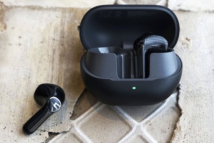 �����S�n�y�₩�ALDAC���g����C���i�[�C���[�^TWS�Ȃ�R���ISOUNDPEATS�uAir6 HS�v�����r���[