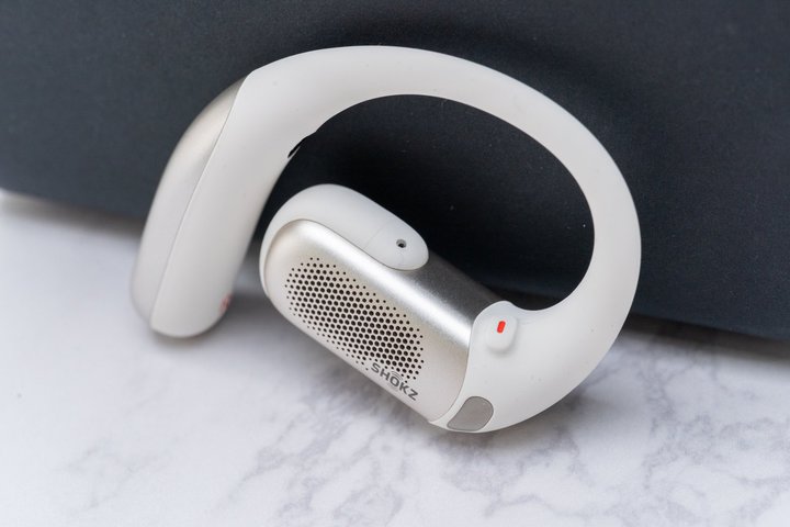 �g�Ȃ��璮���h�Ȃ̂ɑ�����������!? Shokz�uOpenFit Pro�v�͈�i�Ɖ��ɂ̂߂荞�߂�I�[�v���C���[�^�C���z��