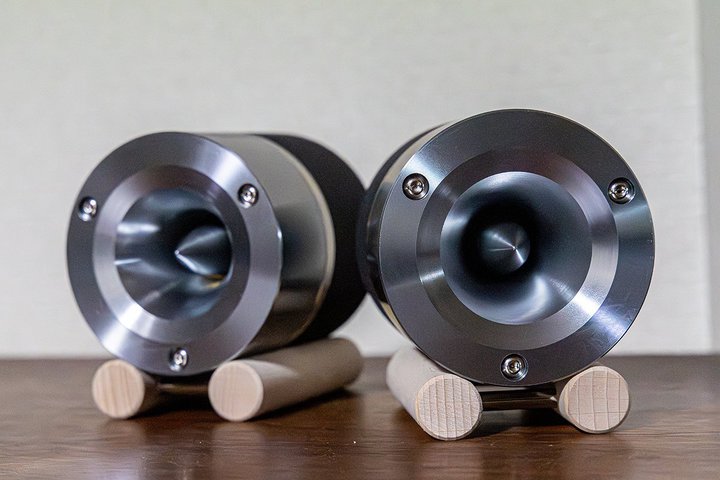 �X�[�p�[�g�D�C�[�^�[���ւ̗U���B�t�H�X�e�N�X�������o���}���`�A���v�E�p���S���̓�����