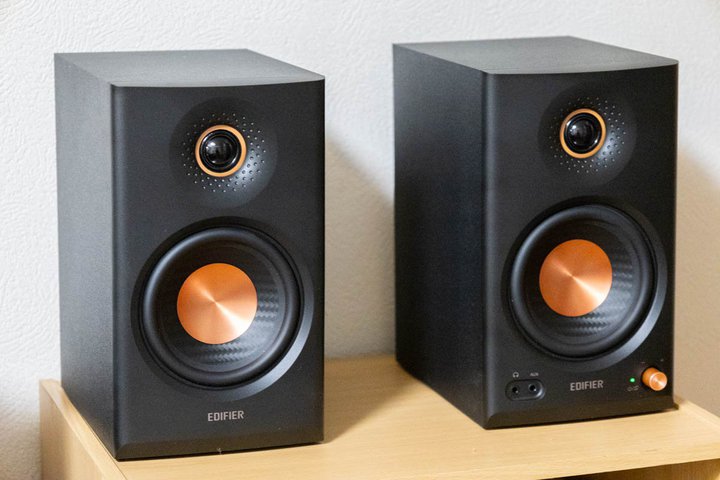 Bluetooth�̉����͊��҈ȏ�IEdifier�́g�f�X�N�g�b�v�h�A�N�e�B�u�X�s�[�J�[�uMR4 MKII�v�ɒ��ځI