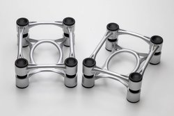 �y�~�j���r���[�z�𑜓x�����������[���BIsoAcoustics�̃f�X�N�g�b�v�X�^���h�uAperta�v