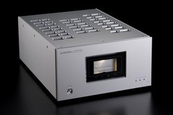 ���b�N�X�}���̏W�听�B���m�����p���[�A���v�uB-100 CENNTENIAL�v�̕`���o�����E