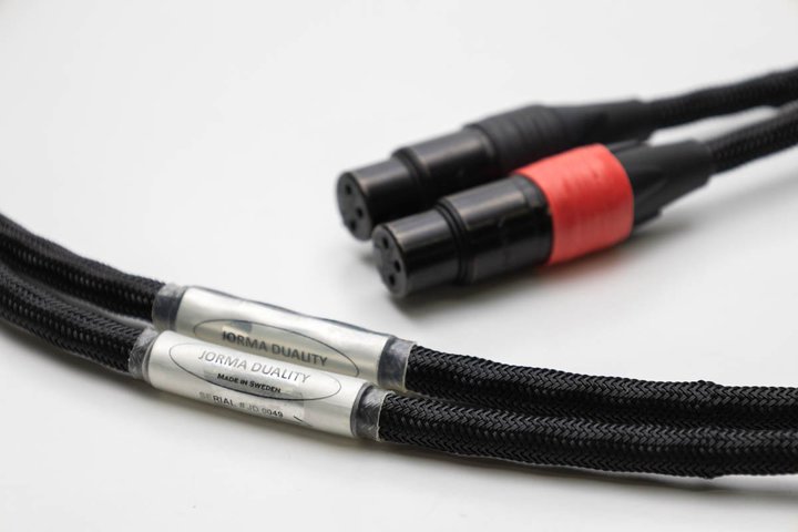 �y�~�j���r���[�zJorma Design�uDuality XLR�v�A�n�C�t�@�C���\�Ɖ��y�����������ŗ���