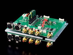 �v���A���v���́AL/R�e�`�����l�������S�Ɨ���Ƃ����f���A���E���m�\�����̗p